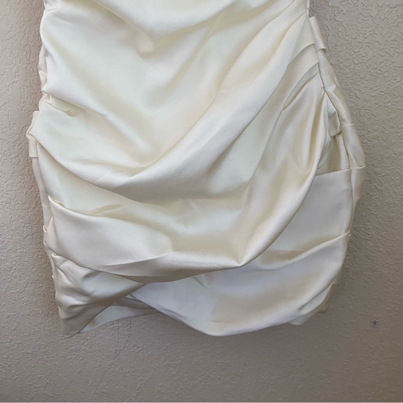 House of CB Emanuela Ivory Draped ruched Satin Corset mini Dress size M - Picture 7 of 16